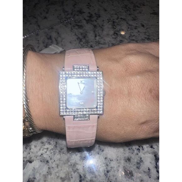 Vintage Swarovski Crystal Ladies Watch Square Mother of Pearl Face Swiss EUC - Picture 11 of 11